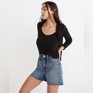 MADEWELL The Curvy Perfect Jean Short in Burnett Wash: TENCEL Denim Edition